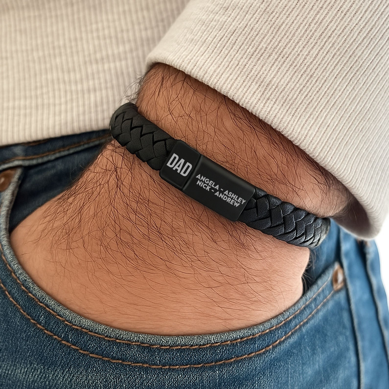 Custom Engraved Leather Bracelet Mom and Name | Gift for Mom, Gift for Wife, Special Gift for Mother's Day  | Personalized Unisex Bracelet 682217